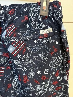 Columbia Men's Navy Blue Red White Fishing Print Shorts